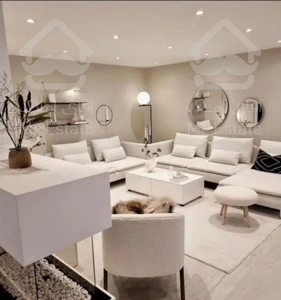 ۹۲ متر*سالن پرده خور*خوش نقشه*شهران
