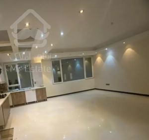 فروش اپارتمان زیر قیمت سالن پرده خور نور و نقشه عالی