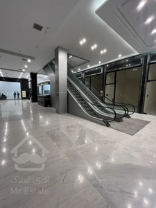 فروش مغازه 20متری/ پاساژی مدرن/ سند تجاری/ نزدیک مترو حسین آباد