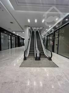 رهن و اجاره مغازه 37 متری در لوکیشن عالی حسین آباد