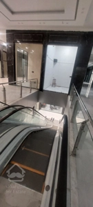 فروش از دم قسط مغازه 22 متری در پاساژ رونیکامال در پاسداران