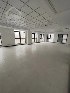 فروش  213متری اداری/شرایط پرداخت ویژه