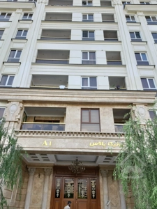 فروش آپارتمان سه خوابه فول امکانات در برج مجلل رونیکاپالاس هروی