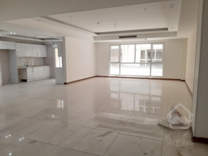 فروش آپارتمان سه خوابه با 60 متر پاسیوی اختصاصی در برج مجلل رونیکاپالاس هروی