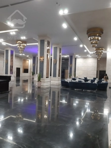 فروش واحد اداری 127 متری در برج رونیکاپالاس غروی