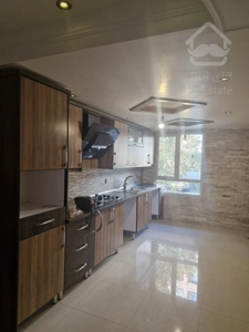 فروش 93 متر پاسداران