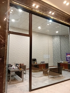 فروش تمام قسط مغازه 68 متری در طبقه اول مرکز خرید لوکس رونیکا