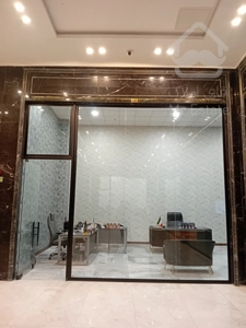 فروش اقساطی مغازه 57 متری لوکس در مرکز خرید رونیکامال هروی