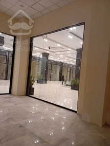 اجاره مغازه دوبر و پاخوردار  در بهترین نقطه طبقه همکف رونیکامال
