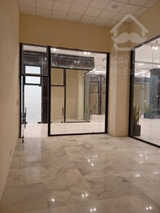 اجاره مغازه 23 متری در مرکز خرید رونیکامال هروی با شرایط استثنایی
