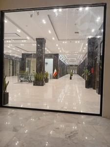 اجاره مغازه 24 متری لوکس در مرکز خرید رونیکامال هروی با سه ماه تنفس