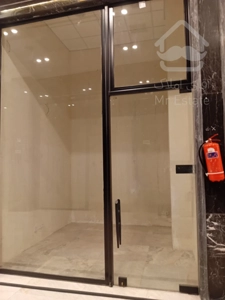 اجاره مغازه 34 متری در مرکز خرید رونیکامال با شرایط عالی