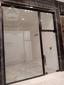 اجاره مغازه 34 متری لوکس در مرکز خرید رونیکامال با 3 ماه تنفس پراخت اجاره