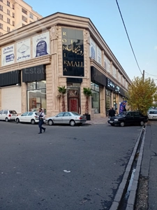 فروش اقساطی مغازه 70 متری در رونیکامال هروی برخیابان با کلیه انشعابات