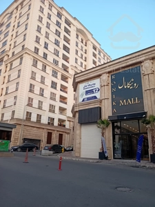 فروش تجاری 70 متری لوکس و لاکچری دوبر در مرکزخرید رونیکامال