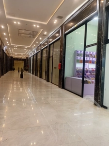 فروش باب واحد تجاری ۳۶ متر رونیکامال