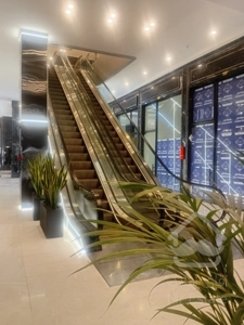 فروش تجاری 36 متر پاسداران در رونیکا مال پاسداران درنزدیکی مترو حسین آباد