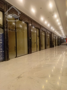 فروش تجاری 19 متر پاسداران در مرکز خرید رونیکا با بهترین امکانات