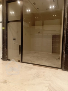 فروش تجاری 40 مترهروی در رونیکا مال هروی در بهترین لوکیشن تهران