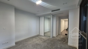 برج میکا با حیاط اختصاصی