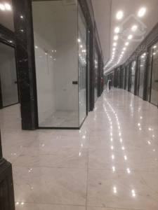 رهن و اجاره مغازه 20 متری در رونیکامال