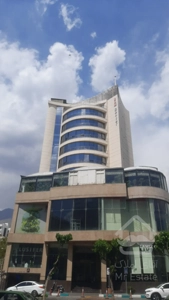 ۱۵۰ متر اداری بر اندرزگو ، نوساز و مدرن،طبقات بالا