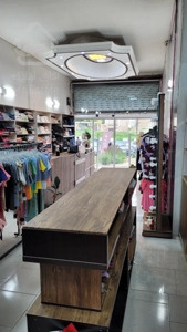 فروش مغازه ۹۰ متری