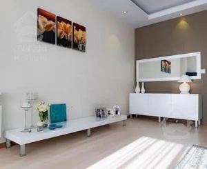 ۹۰متر همکف با ۱۵متر حیاط خوش نقشه و تمیز