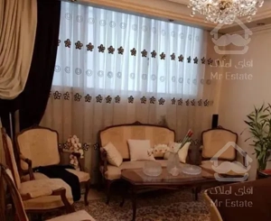 ۱۰۵ متر/ ۲ خواب/صادقیه گلاب