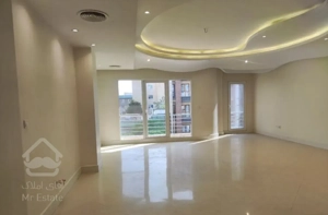 دروس ۱۳۲ متر دو خواب کوچه دنج و آرام