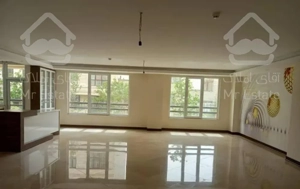 ۱۱۵متر/تک واحد*طوقانی*دو پارکینگ*رو به آفتاب