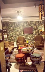 آپارتمان ۶۹ متر ۲ خواب بازسازی شده و  کم تردد