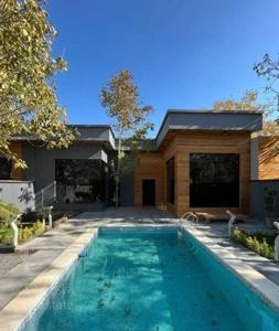 ویلای فول فرنیش با استخر۴فصل و جکوزی و.. در نوشهر