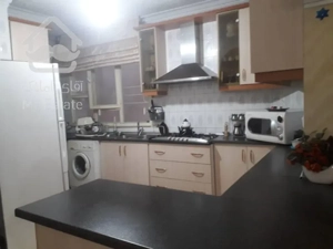 130 متر قلهک / طبقه سوم