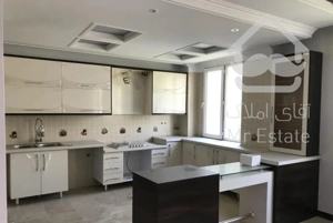 شیان/ ١٣٥ متر/ ٣ خوابه/ بازسازی شده