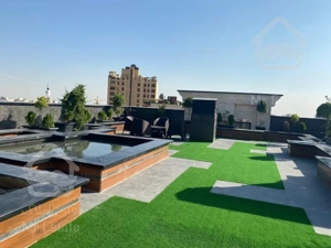 300 متر کلید نخورده در قلب دروس