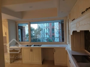 فروش 97 متری فرمانیه