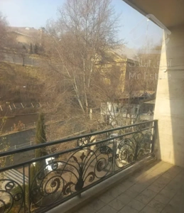 اوین ۱۴۲ متر. دو خواب