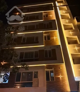 ۱۰۶ متر  دو خواب طبقه ۵ فردوس شرق زیر قیمت