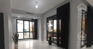 نیاوران (مرجان)125متر دو خواب