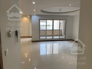 187 متر /لوکیشن قلهک