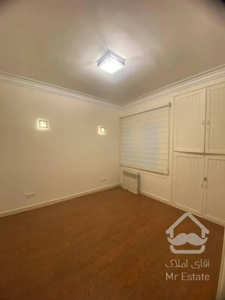 آپارتمان ۱۵۱ متری زعفرانیه