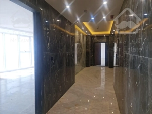 آپارتمان۱۲۷متری اداری بلوار ساحلی