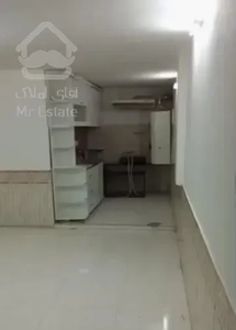 منزل آپارتمانی طبقه همکف ۶۰ متری یک اتاق