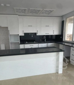 ۱۳۷متر ۳ خواب/نوساز/تاپ لوکیشن شهران/فول امکانات