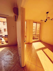 فروش آپارتمان ۷۰ متری ۲ خوابه در سازمان برنامه جنوبی