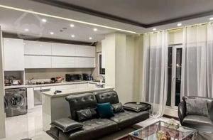 آپارتمان۸۵متری//۲خوابه(خوش نقشه)