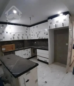 ۶۸ متر، نوساز، فول امکانات، کلید نخورده، طرشت