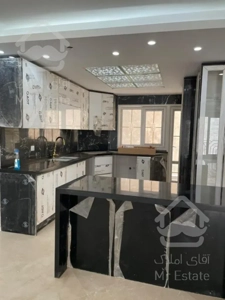 واحد شیک با لوکیشن مناسب با متراژ205 متر