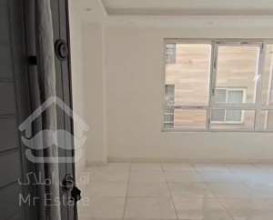 آپارتمان۱۴۲متری/گلسار/خیابان۱۲۲/سنددار/۳خواب